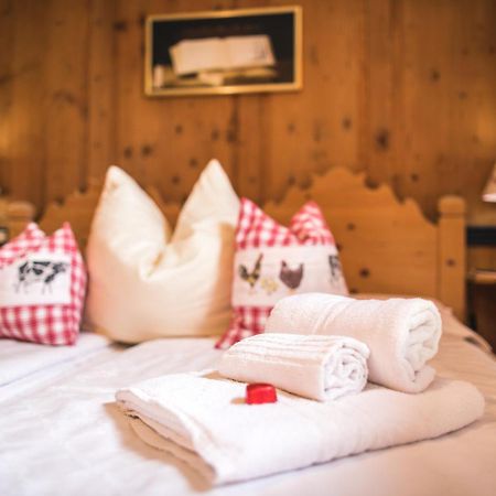 Chalet Alpenrose Bio Wellness Naturaktivhotel Cogolo Exterior photo